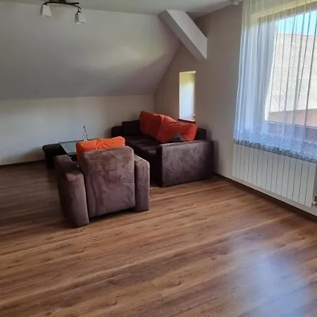 Prywatny Pokój Z Kuchnią I łazienką Quarto em Acomodações Particulares Mszana Dolna